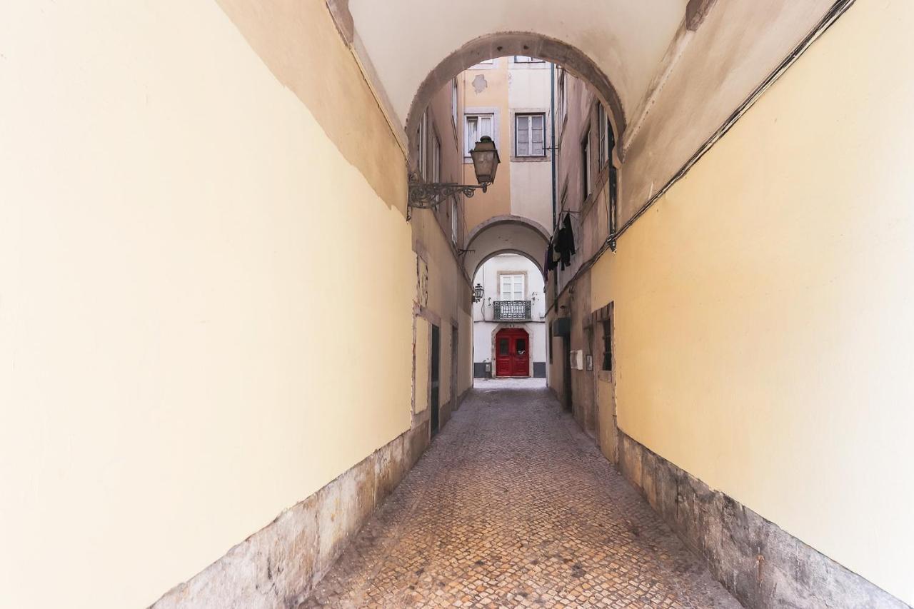 Santos Tiny Studio By Homing Lisbon Bagian luar foto