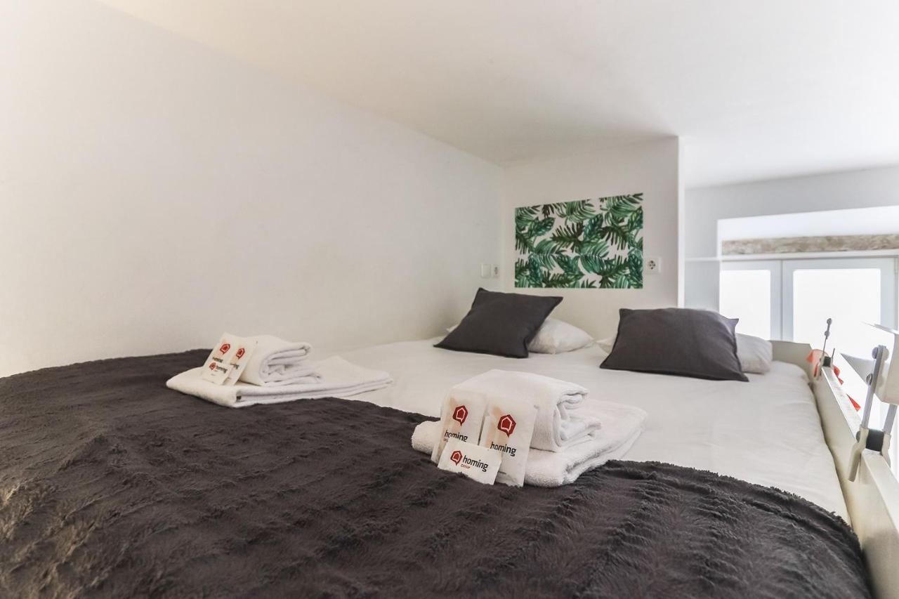 Santos Tiny Studio By Homing Lisbon Bagian luar foto