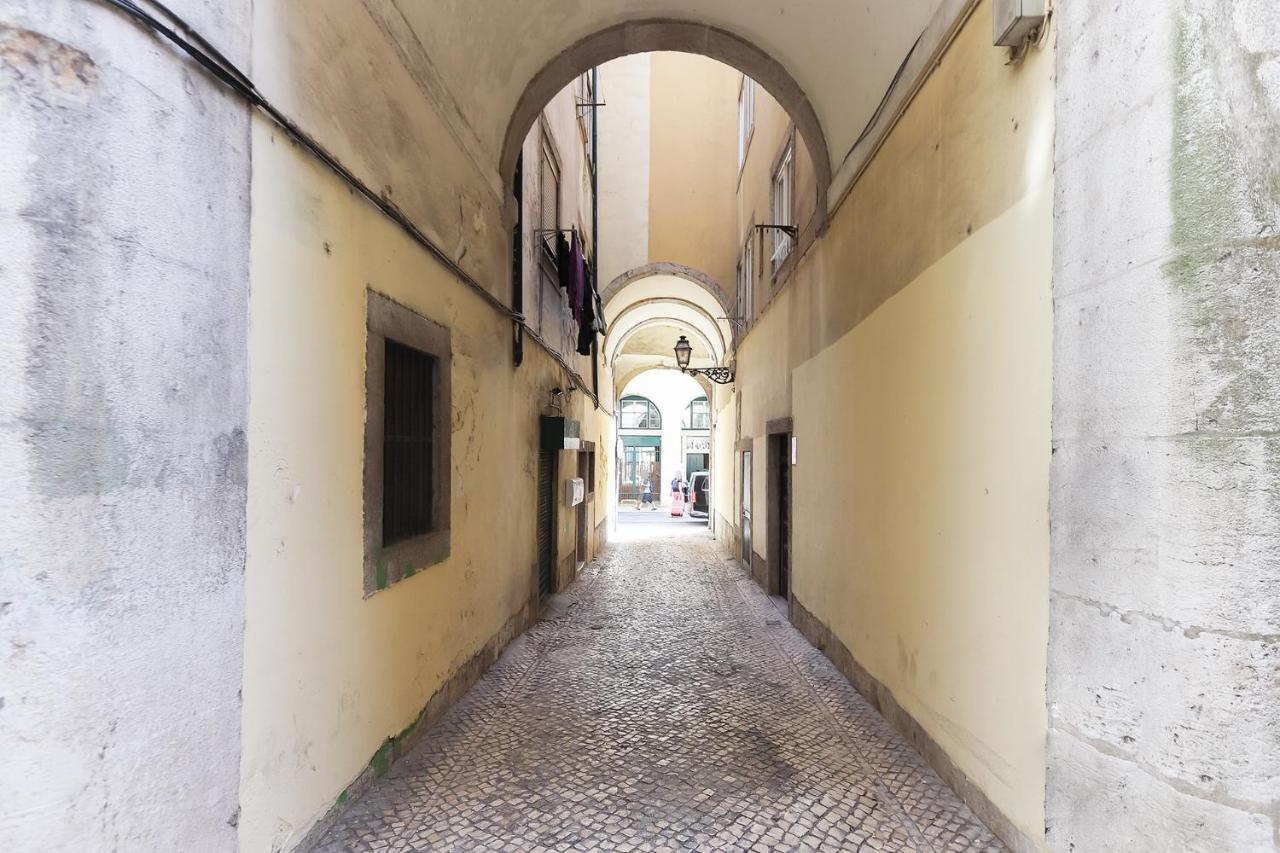 Santos Tiny Studio By Homing Lisbon Bagian luar foto