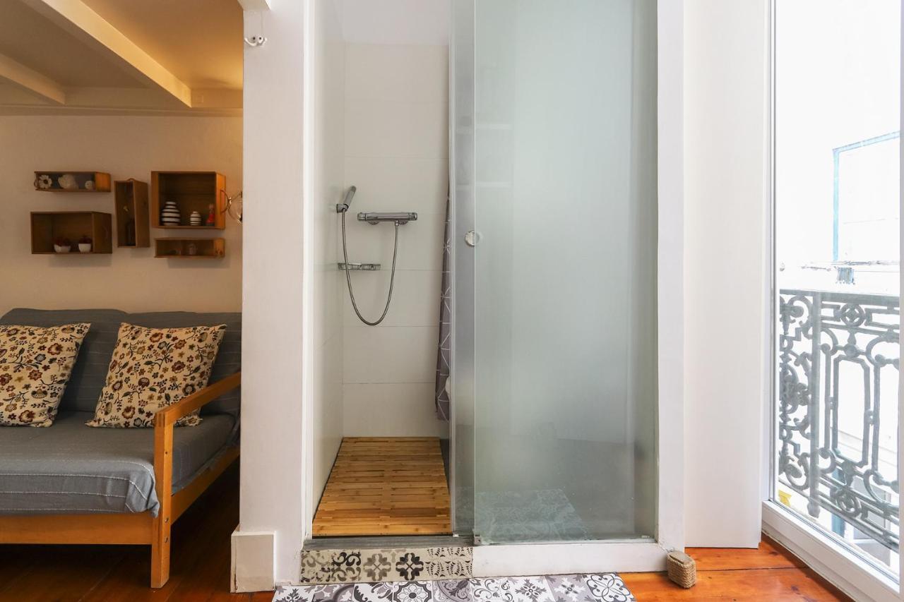 Santos Tiny Studio By Homing Lisbon Bagian luar foto