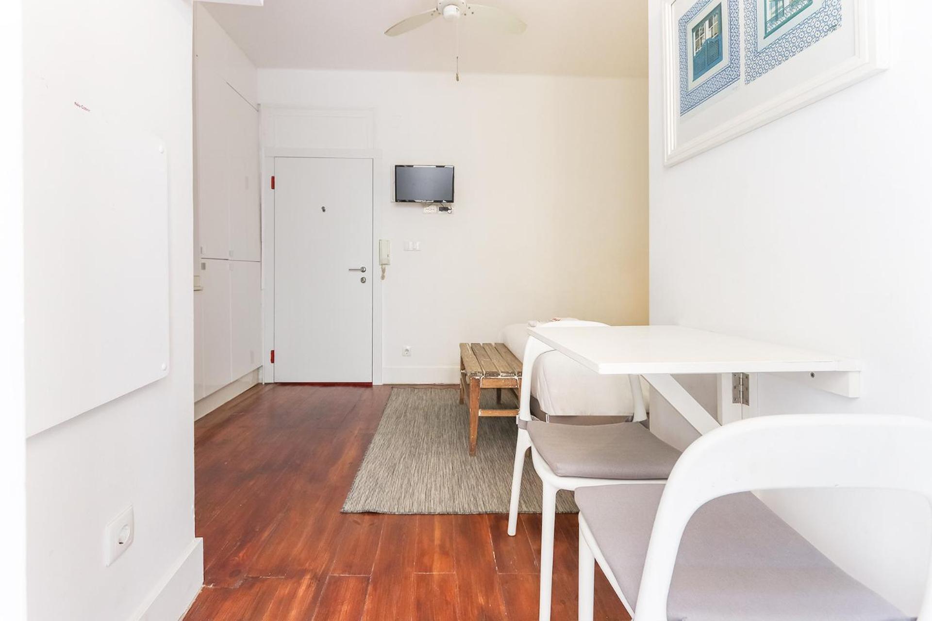 Santos Tiny Studio By Homing Lisbon Bagian luar foto