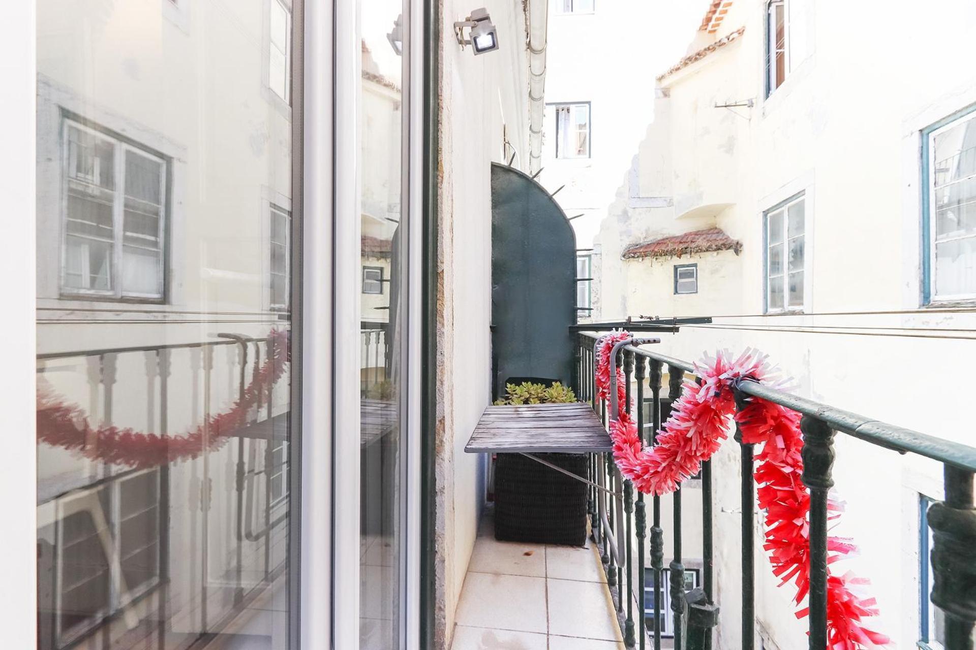 Santos Tiny Studio By Homing Lisbon Bagian luar foto