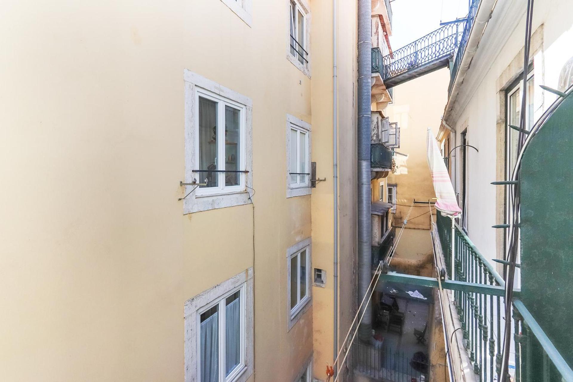 Santos Tiny Studio By Homing Lisbon Bagian luar foto
