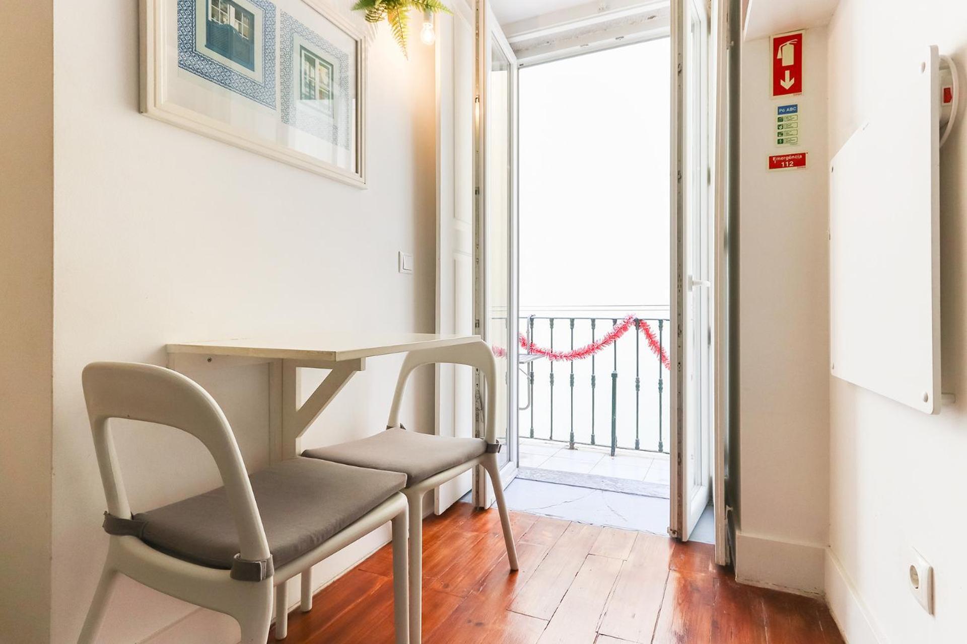 Santos Tiny Studio By Homing Lisbon Bagian luar foto